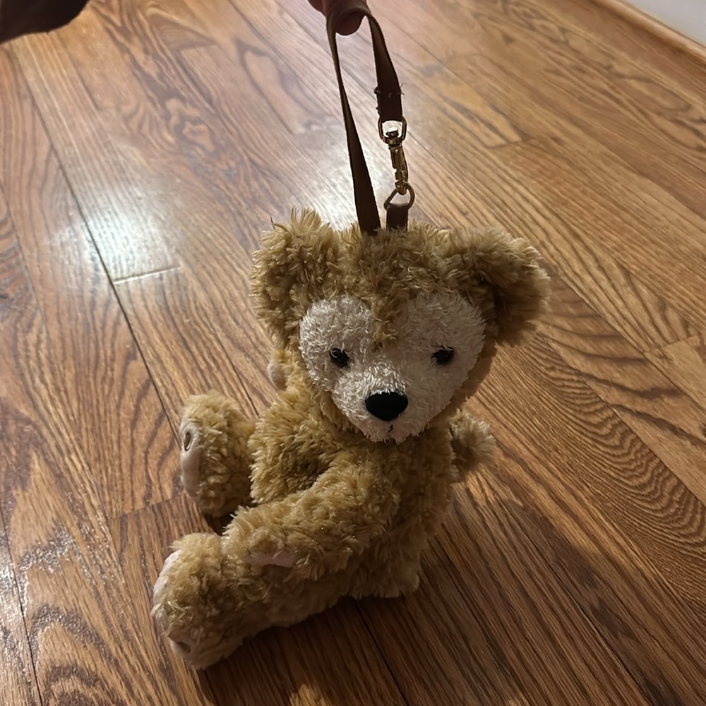 Duffy the Disney Bear wristlet, never used, perfect condition - Picture 2 of 8